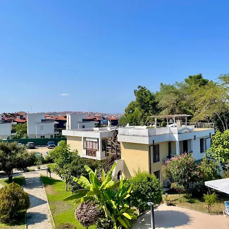 Paradise Bay With Free Parking דירה